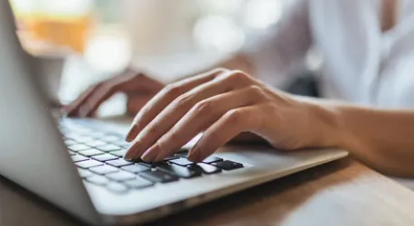 �鳲С˵2026�ٷ����°汾